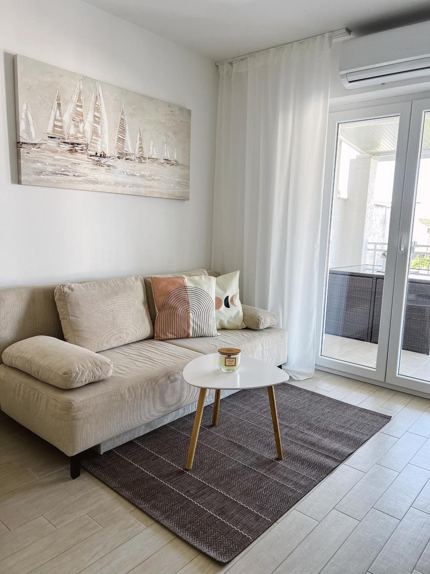 Modern Apartment In The Heart Of Njivice Luaran gambar