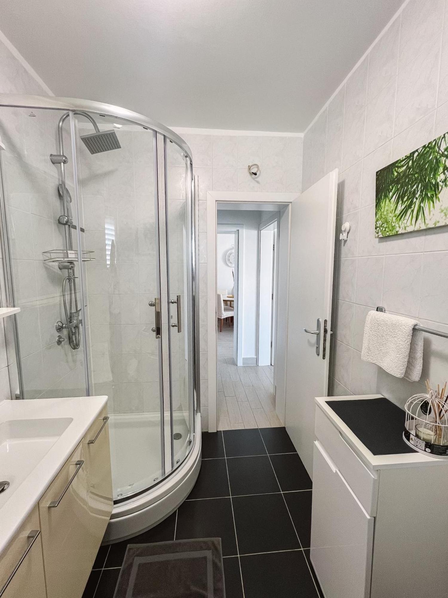 Modern Apartment In The Heart Of Njivice Luaran gambar