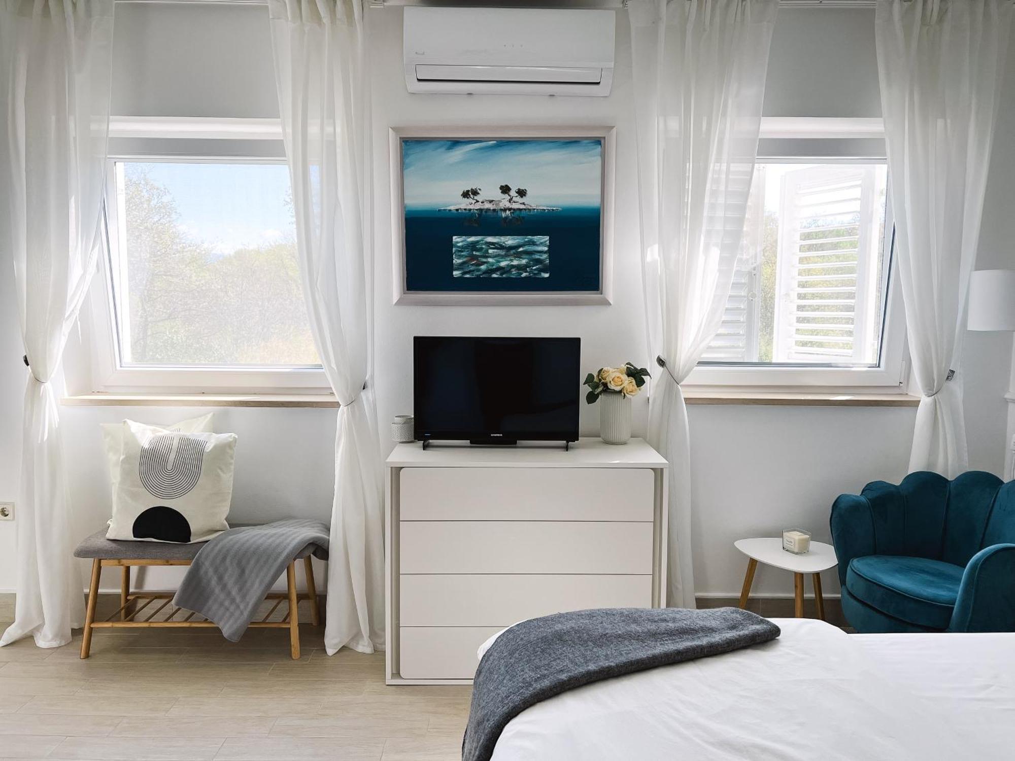 Modern Apartment In The Heart Of Njivice Luaran gambar