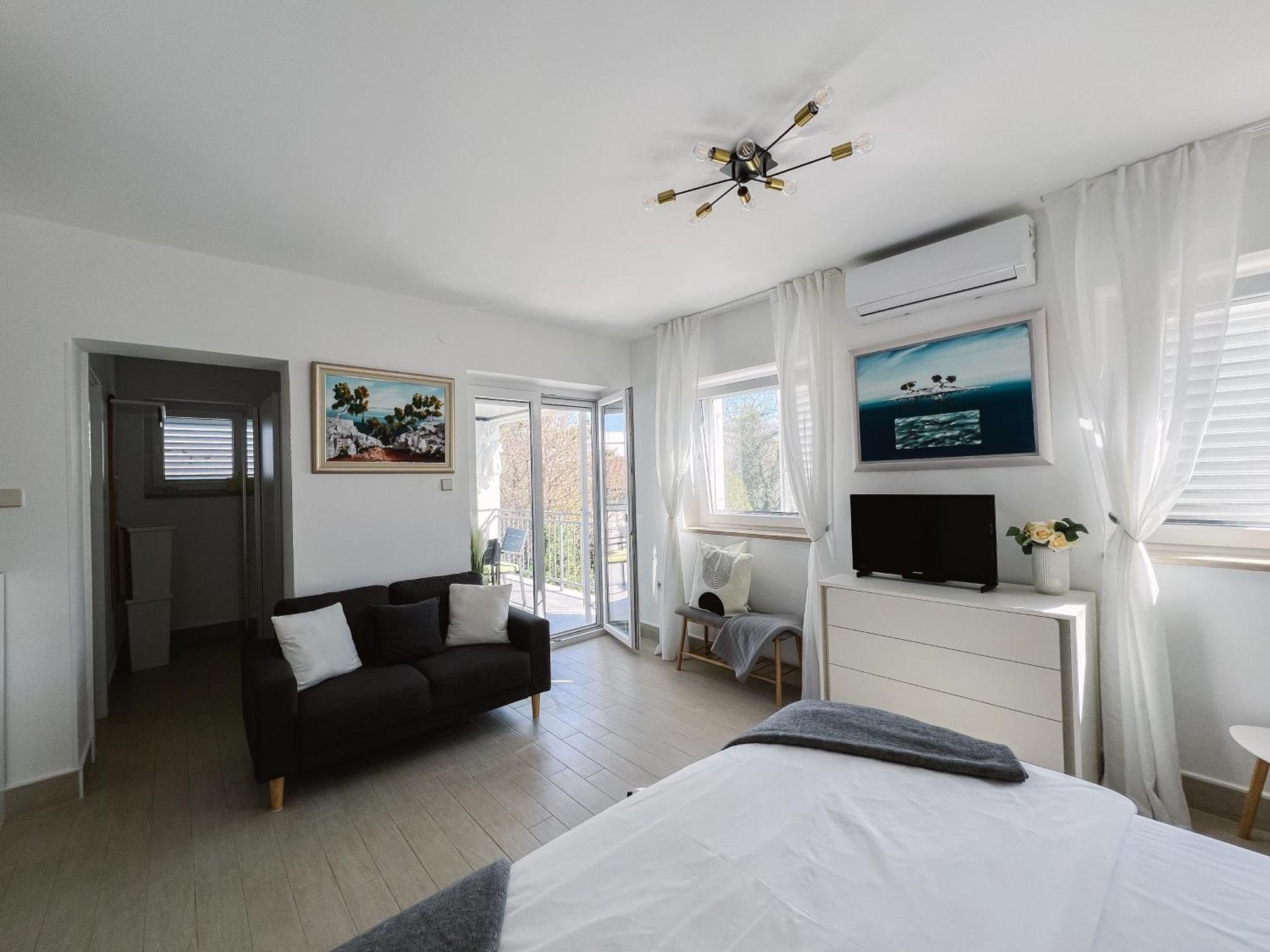 Modern Apartment In The Heart Of Njivice Luaran gambar