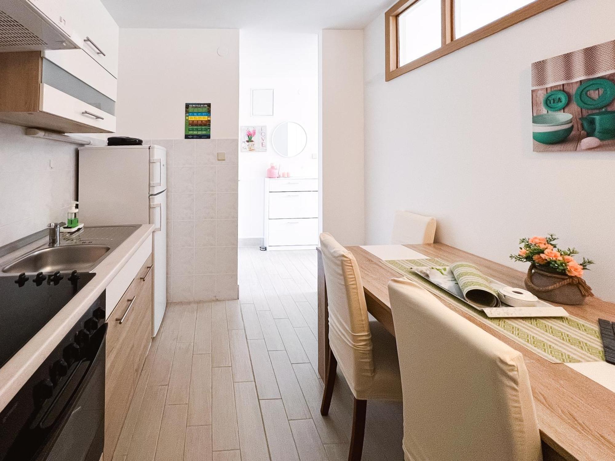 Modern Apartment In The Heart Of Njivice Luaran gambar